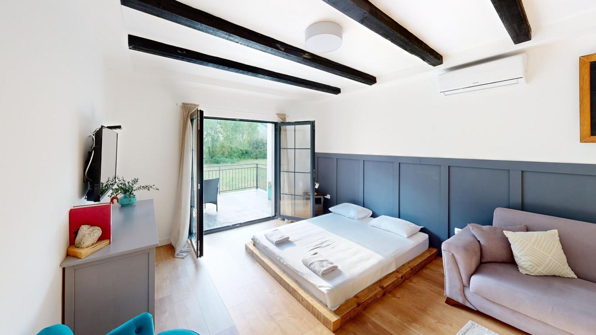 Kami The Essence Villa Danilovgrad Kültér fotó